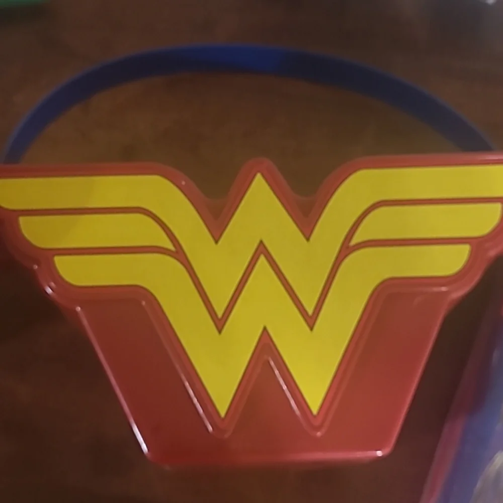 Wonder Woman bundle - Picture 2 of 7